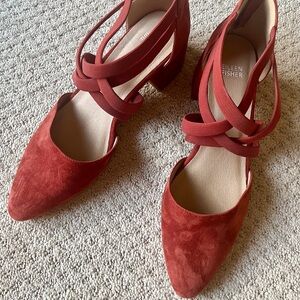 New Eileen Fisher suede block heeled sandals with back zipper closure.